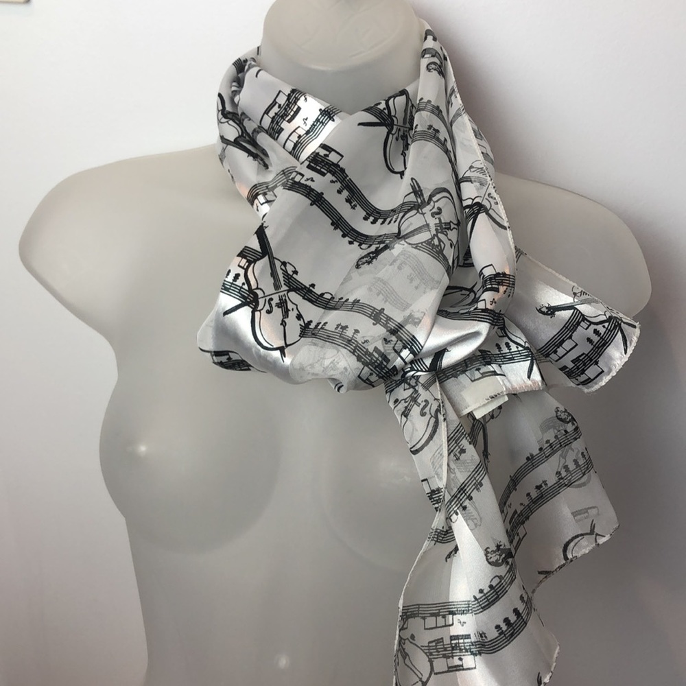 VTG Musical Theme Rectangular Scarf Polyester
